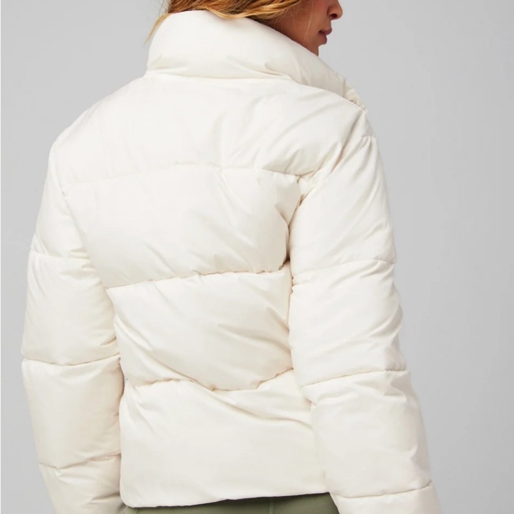 NWT Fabletics Essential Puffer​​​​​​​ - Picture 7 of 9
